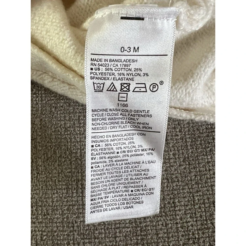 Old Navy So Soft Size 0-3 Months One Piece Knit Sweater Feel